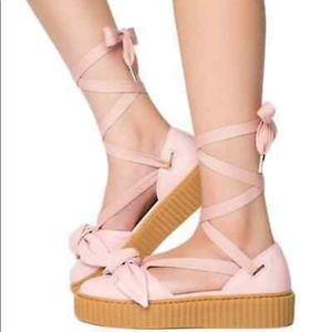 Fenty Puma by Rihanna bow creeper in pink leather size 8